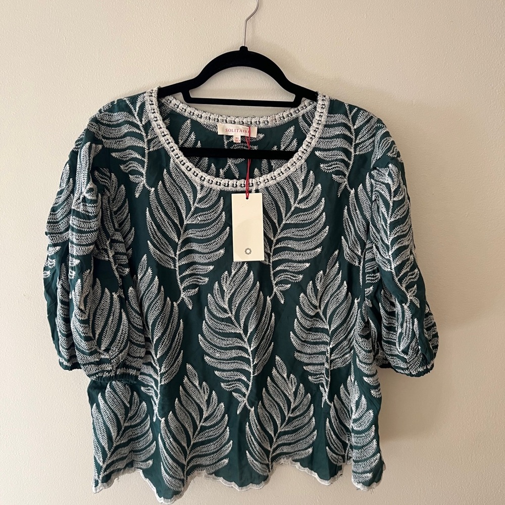 Solitaire Teal Leaf Patterned Blouse